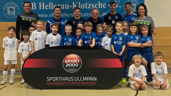 Trikotübergabe mit unserem Partner Sporthaus Ullmann eigene Aufnahme, VfB Hellerau-Klotzsche (1)